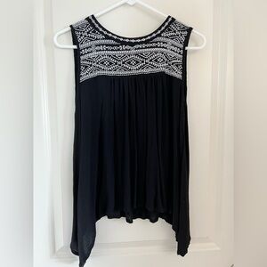 Chic Black and White Embroidered Blouse